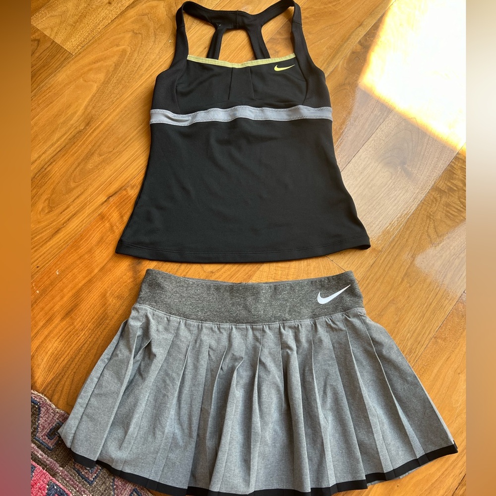 Nike tennis skirt + Nike tennis shirt - complete Nike tennis outfit size XS/M